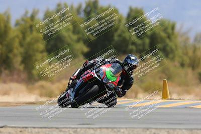 media/Apr-09-2023-SoCal Trackdays (Sun) [[333f347954]]/Turn 7 (1135am)/